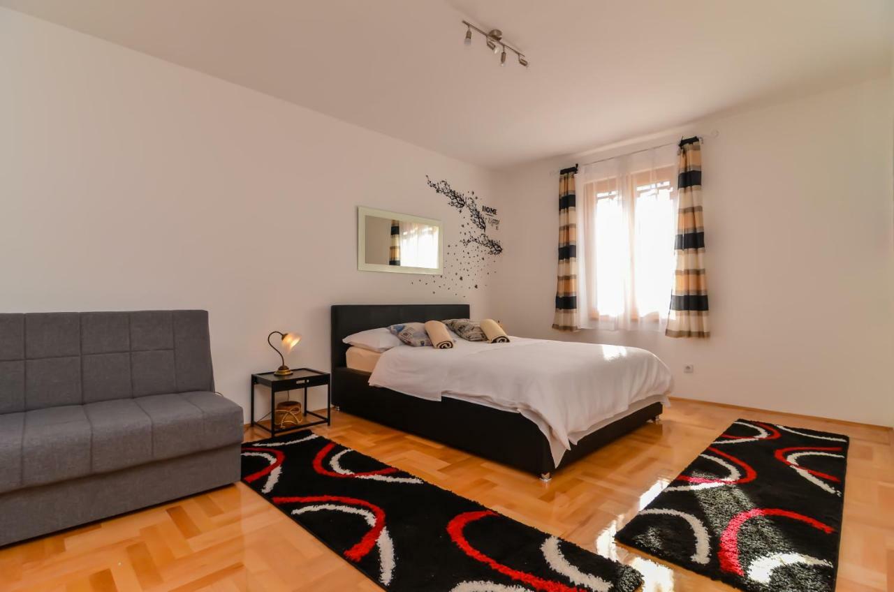 Centroom Zadar Eksteriør billede