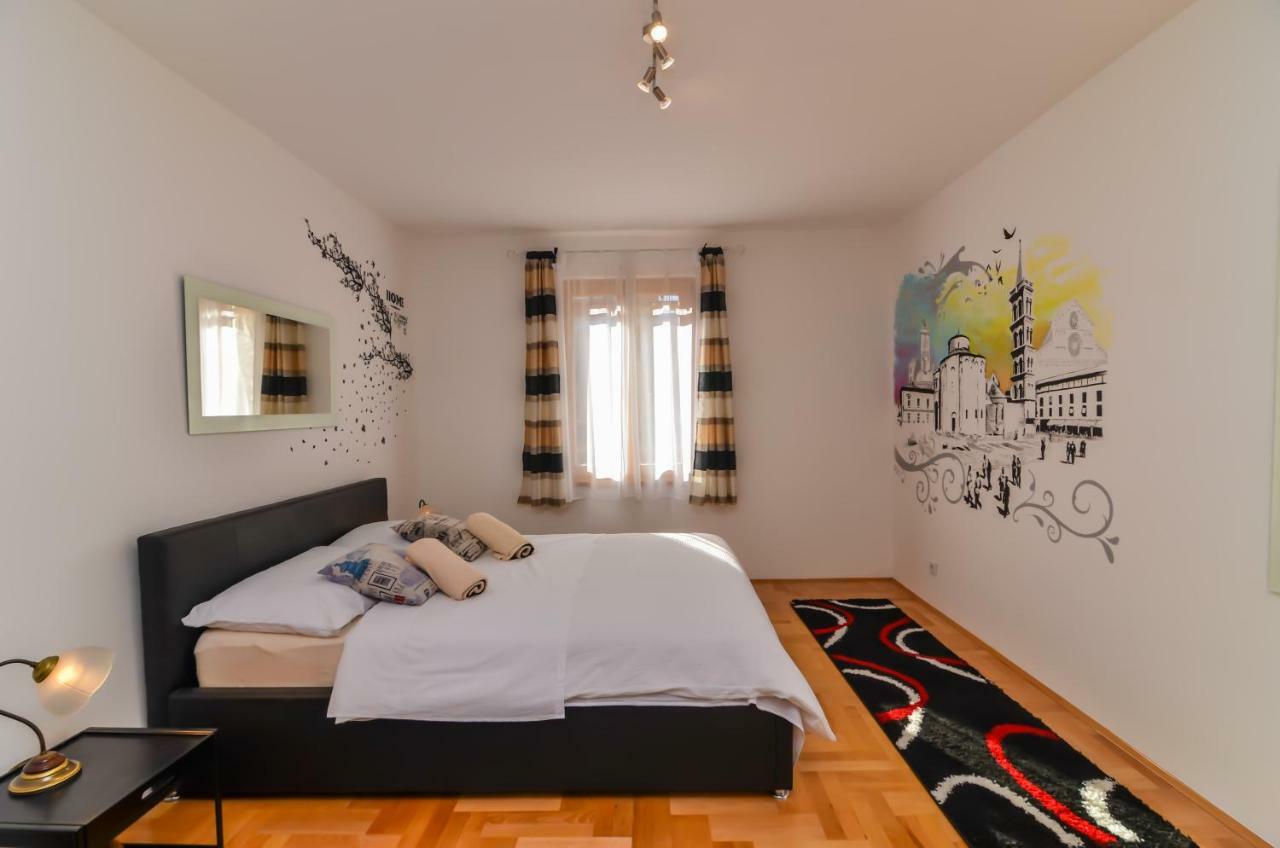 Centroom Zadar Eksteriør billede
